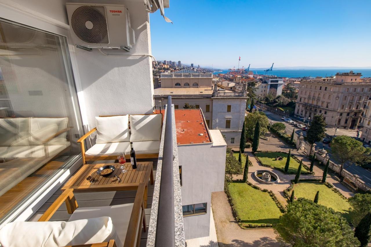 Aenei Delux Apartamento Rijeka Exterior foto