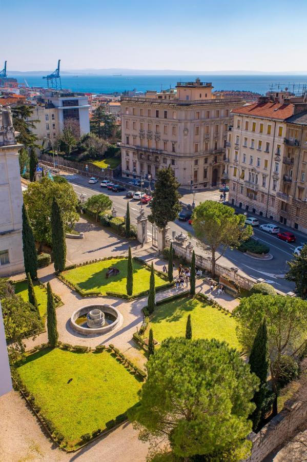 Aenei Delux Apartamento Rijeka Exterior foto